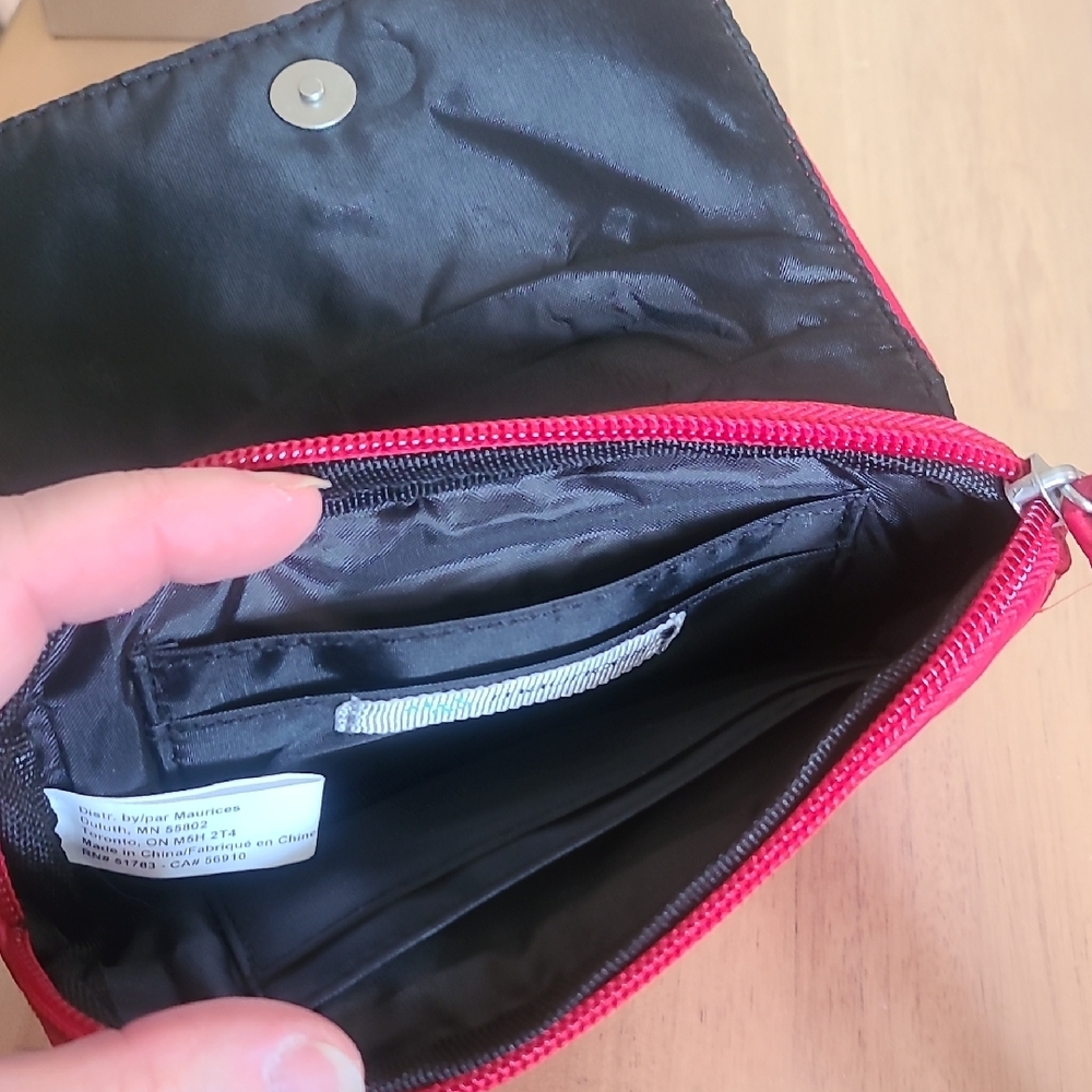 Maurices Vibrant Pink Wristlet Clutch - Picture 4 of 5